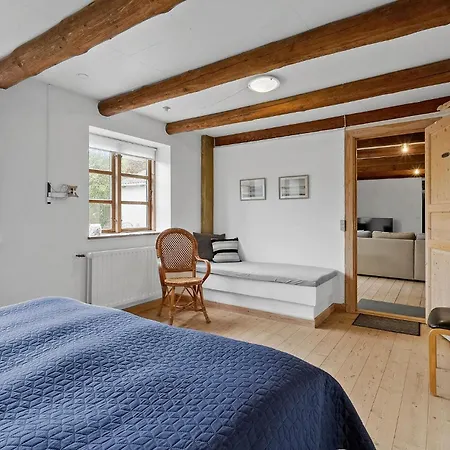 شقة 2 Bedroom Gorgeous In *
